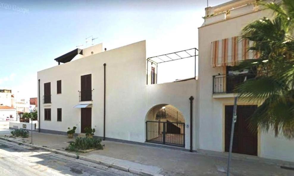 Case Colombo E Mattarella By Trerose Properties - Appartamenti Centrali Con Wi-Fi E Posto Auto Privato Gratuito San Vito Lo Capo Eksteriør billede
